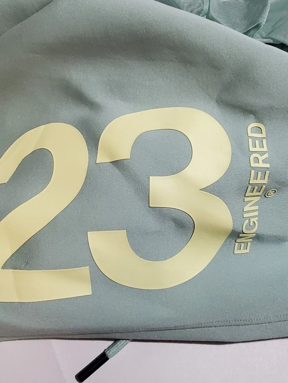 NIKE AIR JORDAN 23 ENGINEERED HOODIE . GREEN 1/2 ZIP. LONG SLEEVES. Unisex XL